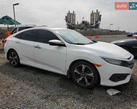 Белый Хонда Цивик, объемом двигателя 1.5 л и пробегом 93 тыс. км за 2900 $, фото 3 на Automoto.ua