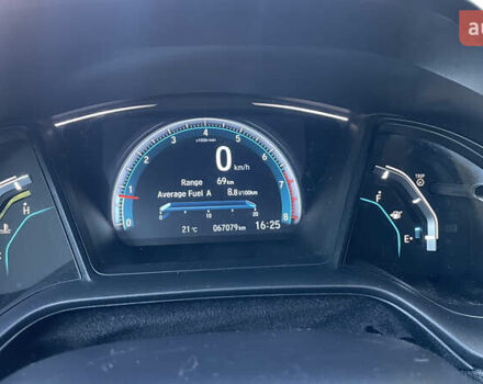 Белый Хонда Цивик, объемом двигателя 2 л и пробегом 67 тыс. км за 13900 $, фото 10 на Automoto.ua