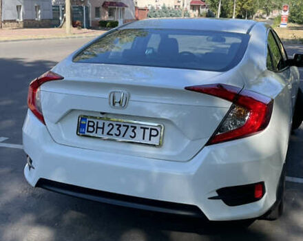 Белый Хонда Цивик, объемом двигателя 2 л и пробегом 67 тыс. км за 13900 $, фото 16 на Automoto.ua