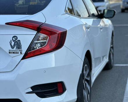 Белый Хонда Цивик, объемом двигателя 1.6 л и пробегом 109 тыс. км за 14300 $, фото 18 на Automoto.ua