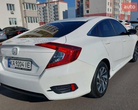 Белый Хонда Цивик, объемом двигателя 1.6 л и пробегом 171 тыс. км за 15000 $, фото 7 на Automoto.ua