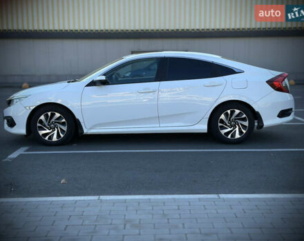 Белый Хонда Цивик, объемом двигателя 1.6 л и пробегом 109 тыс. км за 14300 $, фото 11 на Automoto.ua