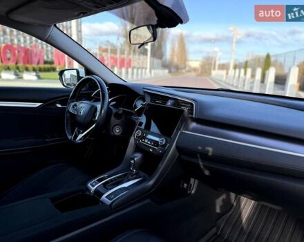 Білий Хонда Сівік, об'ємом двигуна 1.6 л та пробігом 83 тис. км за 15350 $, фото 4 на Automoto.ua