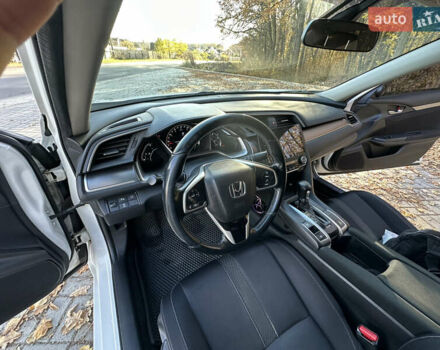 Білий Хонда Сівік, об'ємом двигуна 1.6 л та пробігом 181 тис. км за 13800 $, фото 19 на Automoto.ua