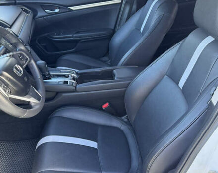 Белый Хонда Цивик, объемом двигателя 2 л и пробегом 112 тыс. км за 14200 $, фото 16 на Automoto.ua