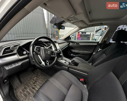 Білий Хонда Сівік, об'ємом двигуна 1.6 л та пробігом 83 тис. км за 14000 $, фото 10 на Automoto.ua