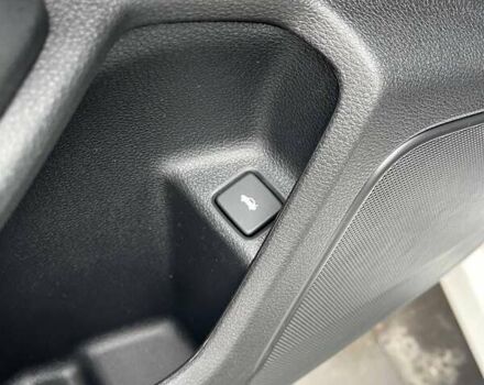 Белый Хонда Цивик, объемом двигателя 2 л и пробегом 62 тыс. км за 13800 $, фото 13 на Automoto.ua