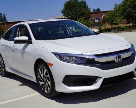 Білий Хонда Сівік, об'ємом двигуна 2 л та пробігом 50 тис. км за 9000 $, фото 2 на Automoto.ua