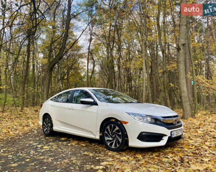 Белый Хонда Цивик, объемом двигателя 2 л и пробегом 91 тыс. км за 13500 $, фото 2 на Automoto.ua