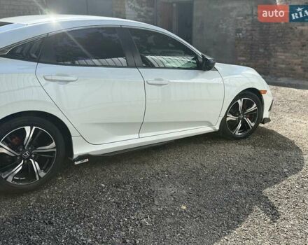 Белый Хонда Цивик, объемом двигателя 2 л и пробегом 74 тыс. км за 16300 $, фото 15 на Automoto.ua