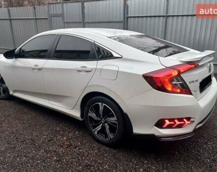 Белый Хонда Цивик, объемом двигателя 2 л и пробегом 74 тыс. км за 16300 $, фото 3 на Automoto.ua