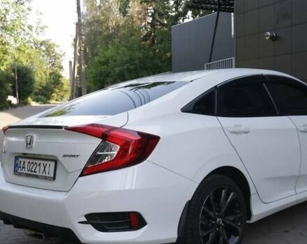 Белый Хонда Цивик, объемом двигателя 2 л и пробегом 68 тыс. км за 14200 $, фото 42 на Automoto.ua