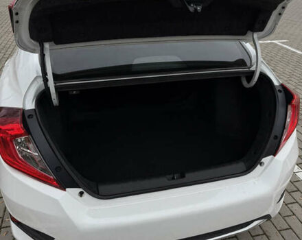 Белый Хонда Цивик, объемом двигателя 2 л и пробегом 88 тыс. км за 15200 $, фото 17 на Automoto.ua