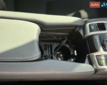 Белый Хонда Цивик, объемом двигателя 2 л и пробегом 74 тыс. км за 16300 $, фото 20 на Automoto.ua