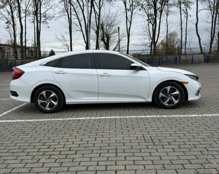 Белый Хонда Цивик, объемом двигателя 2 л и пробегом 88 тыс. км за 13500 $, фото 4 на Automoto.ua