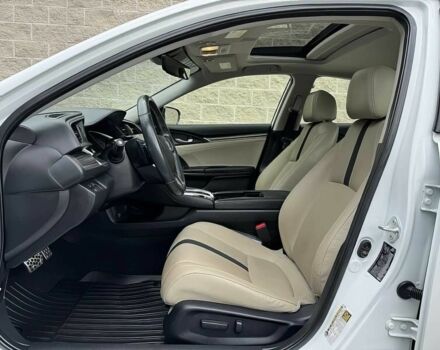 Белый Хонда Цивик, объемом двигателя 1.5 л и пробегом 37 тыс. км за 8100 $, фото 8 на Automoto.ua