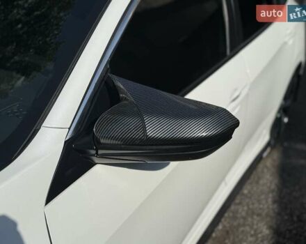 Белый Хонда Цивик, объемом двигателя 2 л и пробегом 74 тыс. км за 16300 $, фото 17 на Automoto.ua