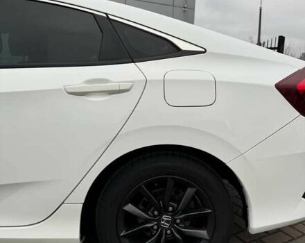 Белый Хонда Цивик, объемом двигателя 1.6 л и пробегом 84 тыс. км за 20000 $, фото 14 на Automoto.ua