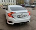 Белый Хонда Цивик, объемом двигателя 2 л и пробегом 110 тыс. км за 16000 $, фото 4 на Automoto.ua