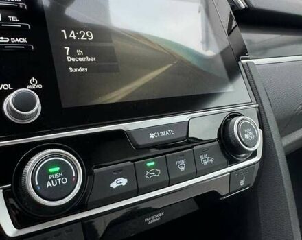 Белый Хонда Цивик, объемом двигателя 1.6 л и пробегом 84 тыс. км за 20000 $, фото 15 на Automoto.ua