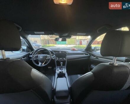 Белый Хонда Цивик, объемом двигателя 2 л и пробегом 24 тыс. км за 18000 $, фото 16 на Automoto.ua