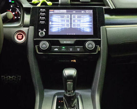 Белый Хонда Цивик, объемом двигателя 2 л и пробегом 52 тыс. км за 18300 $, фото 14 на Automoto.ua