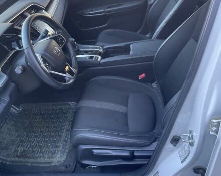 Белый Хонда Цивик, объемом двигателя 2 л и пробегом 24 тыс. км за 18000 $, фото 18 на Automoto.ua