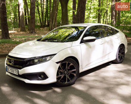 Белый Хонда Цивик, объемом двигателя 2 л и пробегом 52 тыс. км за 18300 $, фото 4 на Automoto.ua