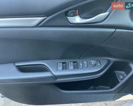 Белый Хонда Цивик, объемом двигателя 2 л и пробегом 24 тыс. км за 18000 $, фото 19 на Automoto.ua