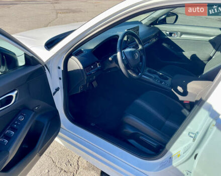 Белый Хонда Цивик, объемом двигателя 2 л и пробегом 20 тыс. км за 23700 $, фото 6 на Automoto.ua