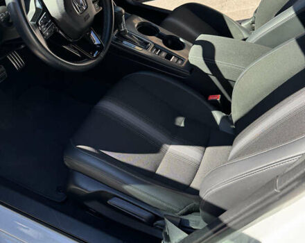 Белый Хонда Цивик, объемом двигателя 2 л и пробегом 38 тыс. км за 25000 $, фото 14 на Automoto.ua