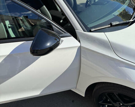 Белый Хонда Цивик, объемом двигателя 2 л и пробегом 38 тыс. км за 25000 $, фото 7 на Automoto.ua