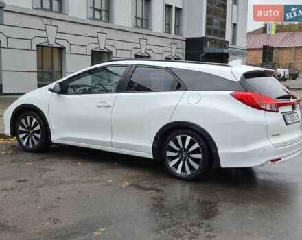 Белый Хонда Цивик, объемом двигателя 1.6 л и пробегом 172 тыс. км за 9900 $, фото 4 на Automoto.ua