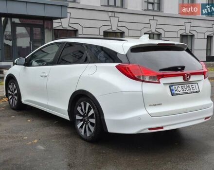 Белый Хонда Цивик, объемом двигателя 1.6 л и пробегом 172 тыс. км за 9900 $, фото 5 на Automoto.ua