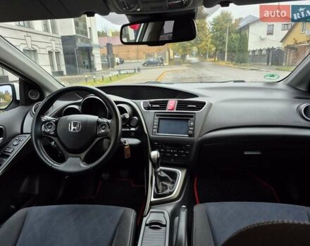 Белый Хонда Цивик, объемом двигателя 1.6 л и пробегом 172 тыс. км за 9900 $, фото 23 на Automoto.ua