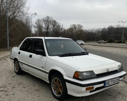 Белый Хонда Цивик, объемом двигателя 1.5 л и пробегом 294 тыс. км за 1100 $, фото 1 на Automoto.ua