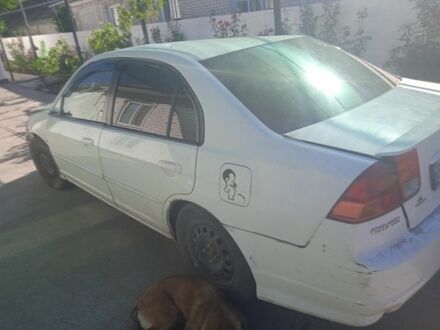 Хонда Цивик 2003 в Гайсине на Automoto.ua Белый Хонда Цивик, объемом двигателя 1.3 л и пробегом 250 тыс. км за 500 $, фото 1 на Automoto.ua