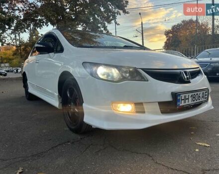 Хонда Цивик 2007 в Одессе на Automoto.ua Белый Хонда Цивик, объемом двигателя 1.34 л и пробегом 227 тыс. км за 5750 $, фото 1 на Automoto.ua