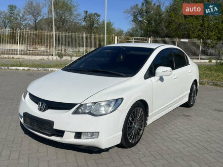 Хонда Сівік 2008 у Запоріжжя на Automoto.ua Білий Хонда Сівік, об'ємом двигуна 1.8 л та пробігом 220 тис. км за 6500 $, фото 1 на Automoto.ua