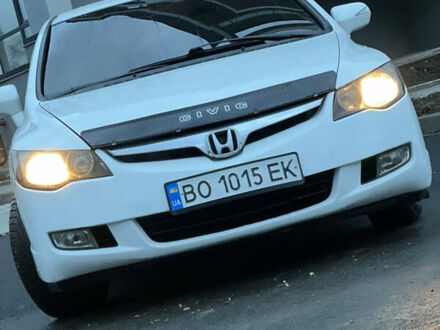 Білий Хонда Сівік, об'ємом двигуна 1.4 л та пробігом 316 тис. км за 5299 $, фото 1 на Automoto.ua