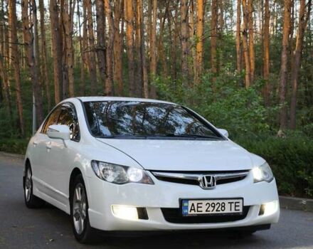 Белый Хонда Цивик, объемом двигателя 1.8 л и пробегом 170 тыс. км за 7000 $, фото 1 на Automoto.ua