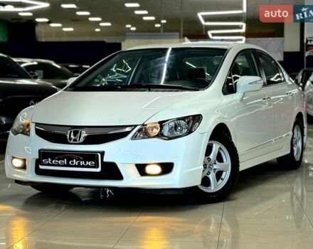 Белый Хонда Цивик, объемом двигателя 1.34 л и пробегом 177 тыс. км за 8899 $, фото 1 на Automoto.ua