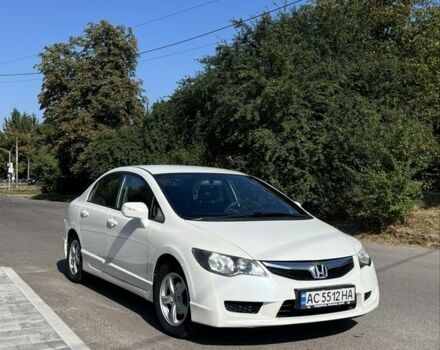Белый Хонда Цивик, объемом двигателя 1.3 л и пробегом 246 тыс. км за 7000 $, фото 1 на Automoto.ua