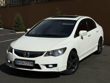 Хонда Цивик 2011 в Одессе на Automoto.ua Белый Хонда Цивик, объемом двигателя 1.8 л и пробегом 182 тыс. км за 9600 $, фото 1 на Automoto.ua