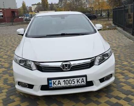 Белый Хонда Цивик, объемом двигателя 1.8 л и пробегом 165 тыс. км за 10500 $, фото 1 на Automoto.ua