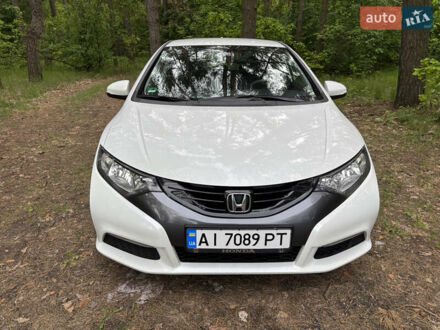 Хонда Цивик 2012 в Обухове на Automoto.ua Белый Хонда Цивик, объемом двигателя 2.2 л и пробегом 360 тыс. км за 9200 $, фото 1 на Automoto.ua