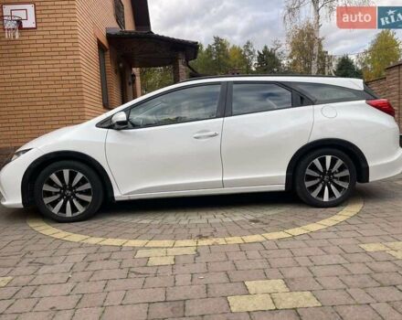 Белый Хонда Цивик, объемом двигателя 1.6 л и пробегом 237 тыс. км за 9900 $, фото 1 на Automoto.ua