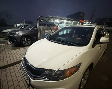 Белый Хонда Цивик, объемом двигателя 1.8 л и пробегом 162 тыс. км за 10999 $, фото 1 на Automoto.ua