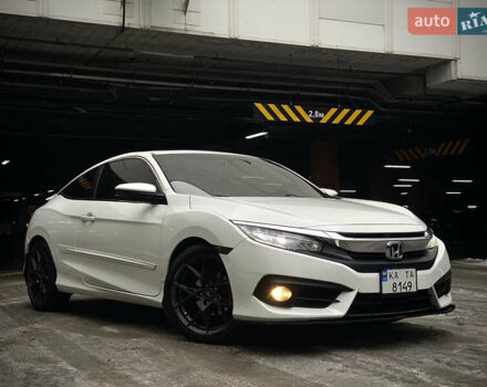 Белый Хонда Цивик, объемом двигателя 1.5 л и пробегом 115 тыс. км за 14900 $, фото 1 на Automoto.ua
