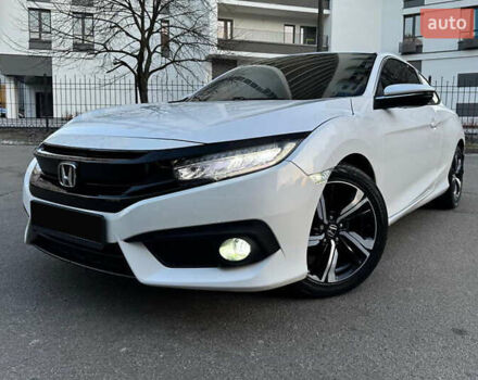 Белый Хонда Цивик, объемом двигателя 1.5 л и пробегом 70 тыс. км за 13000 $, фото 1 на Automoto.ua